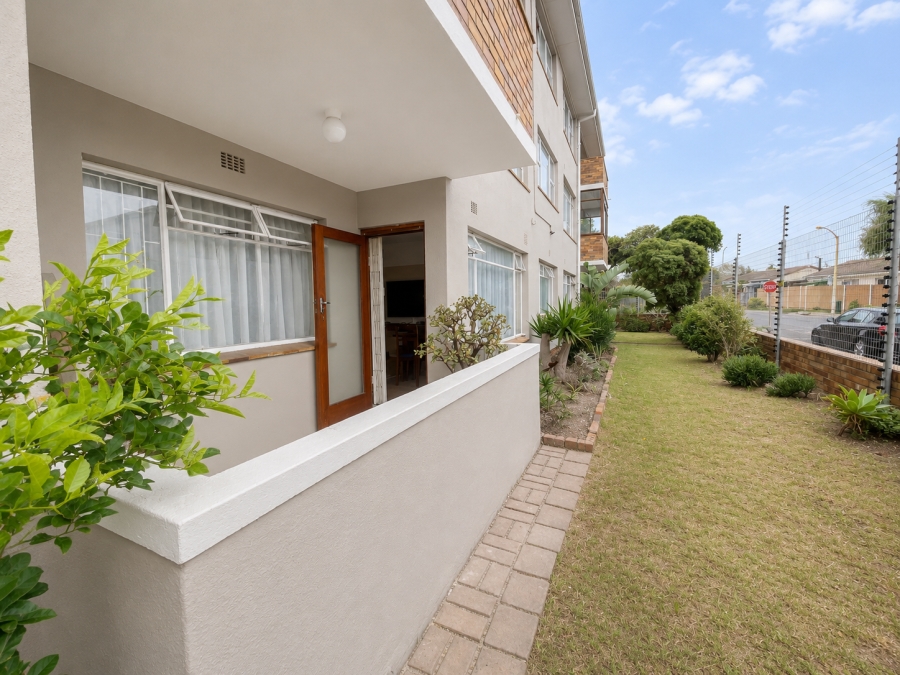 2 Bedroom Property for Sale in Heathfield Western Cape